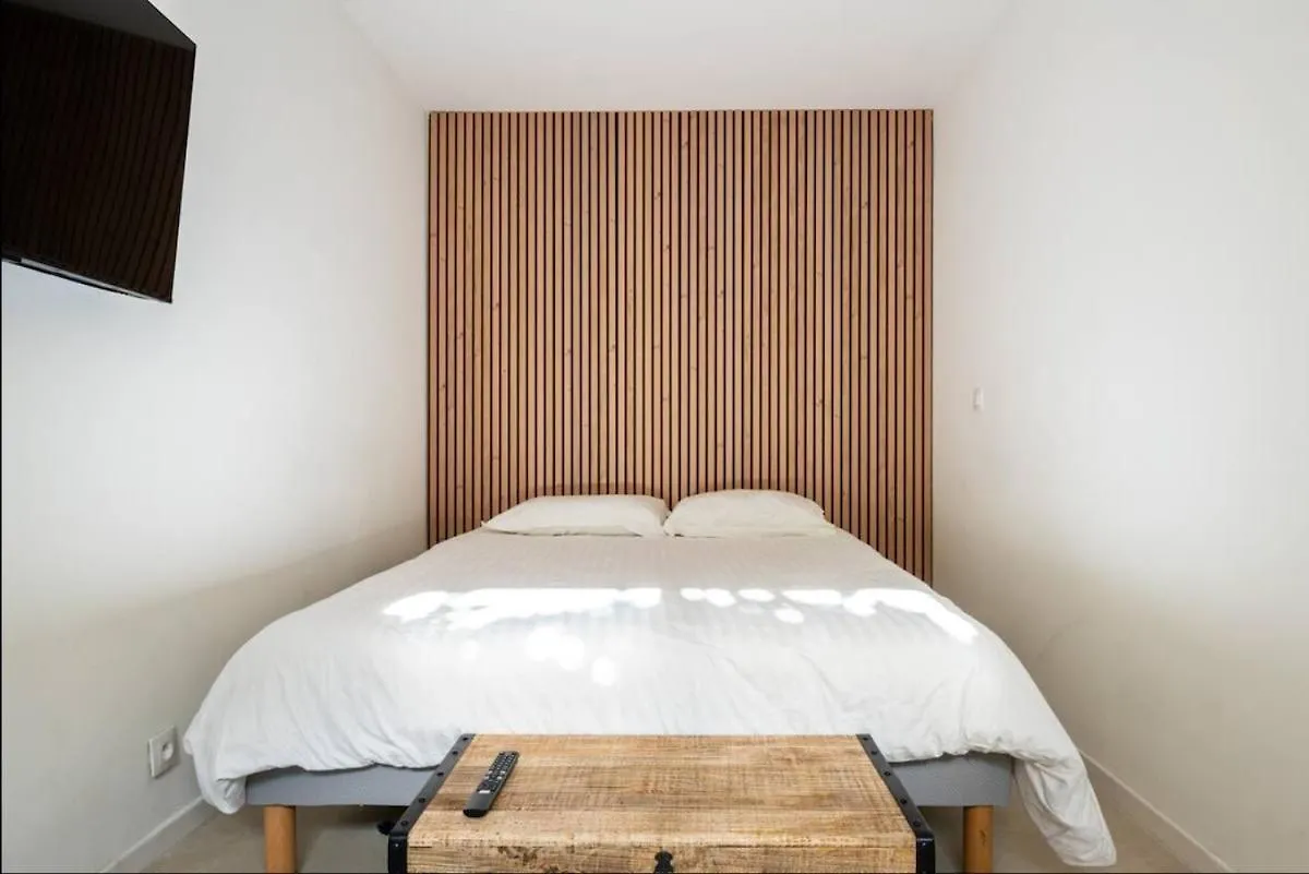 Geneva Terrace Apartment Gaillard 0*,  France
