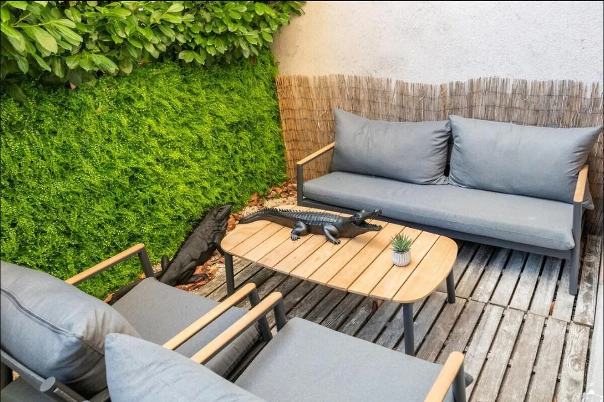 Geneva Terrace Apartment Gaillard
