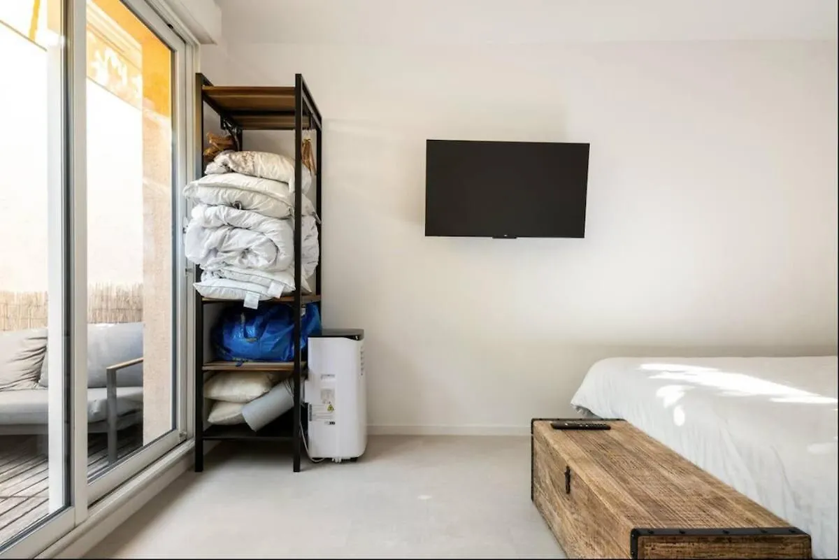 Geneva Terrace Apartment Gaillard
