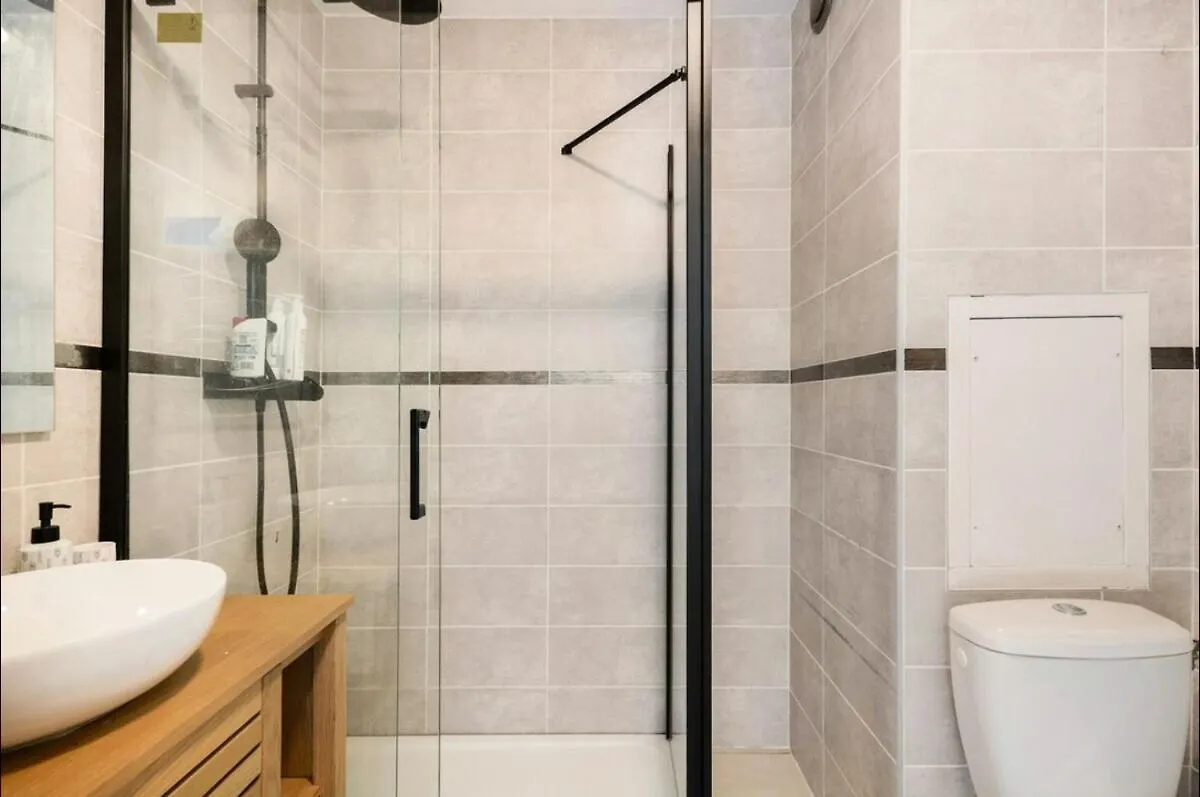 Geneva Terrace Apartment Gaillard France